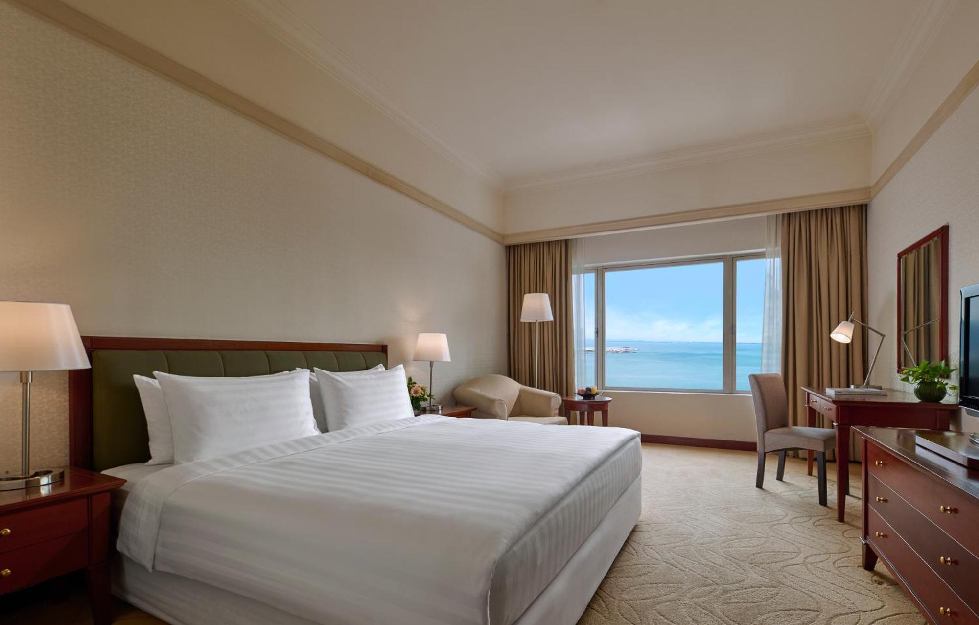 Gurney Bay Hotel, A Parkroyal Partner Hotel Джорджтаун Экстерьер фото Deluxe Room