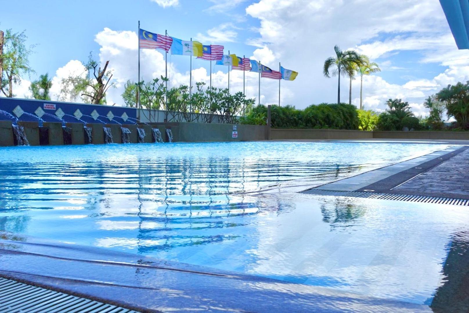 Gurney Bay Hotel, A Parkroyal Partner Hotel Джорджтаун Экстерьер фото