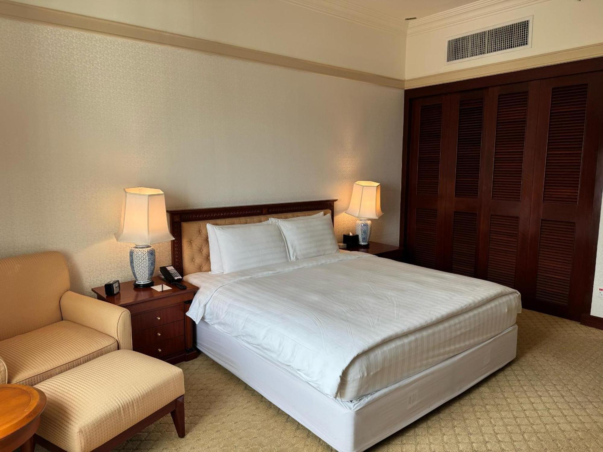 Gurney Bay Hotel, A Parkroyal Partner Hotel Джорджтаун Экстерьер фото