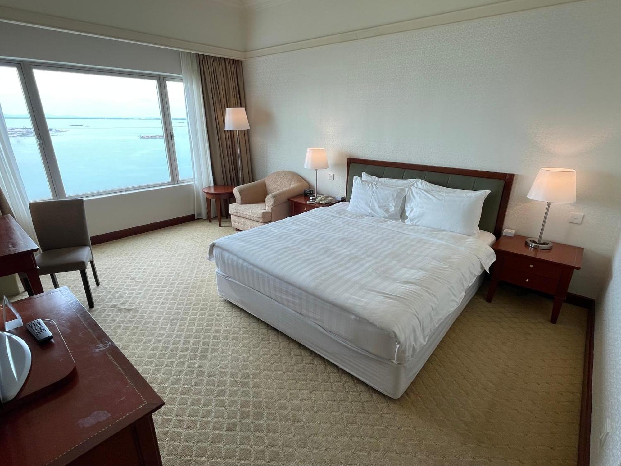Gurney Bay Hotel, A Parkroyal Partner Hotel Джорджтаун Экстерьер фото